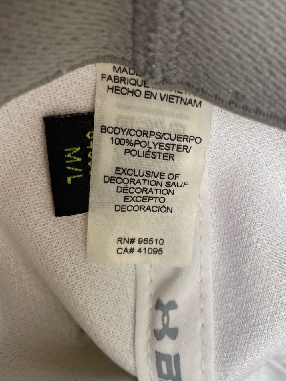Under Armor Baseball Cap - Picture 6 of 6